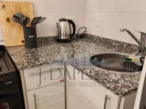 EXCELENTE DEPARTAMENTO EN RANDOM