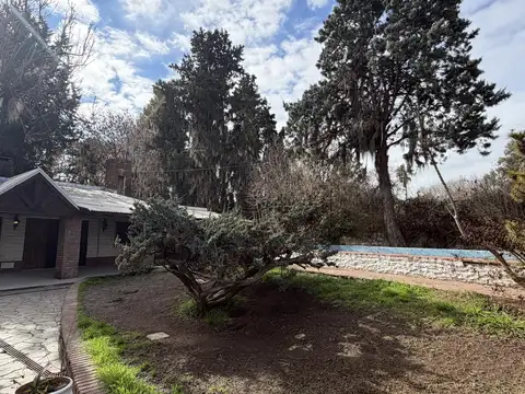 Casa venta en Roldan sobre Ruta 9 1600 de 3 dormitorios con piscina