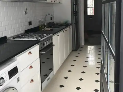 Casa Tipo PH c/ Cochera - APTO CRÉDITO -  San Isidro