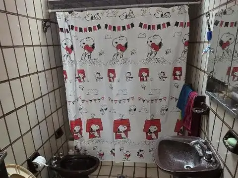 OPORTUNIDAD CASA 4 AMB BARRIO CHAUVIN