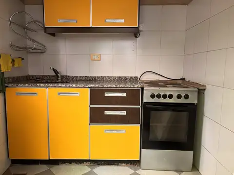 Warnes 300, Piso 3ro