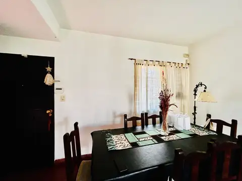 Depto Tipo Casa en Venta con 1 cocheras