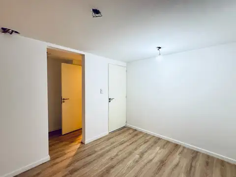 Oficina en Venta al Este