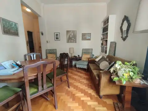 Venta departamento 2 ambientes. Muy buena ubicación