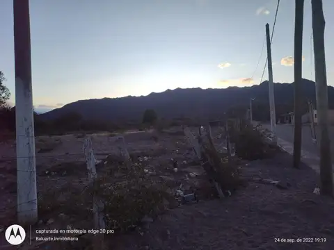 VENTA CASA EN ESQUINA  CON 2 HECTAREAS-