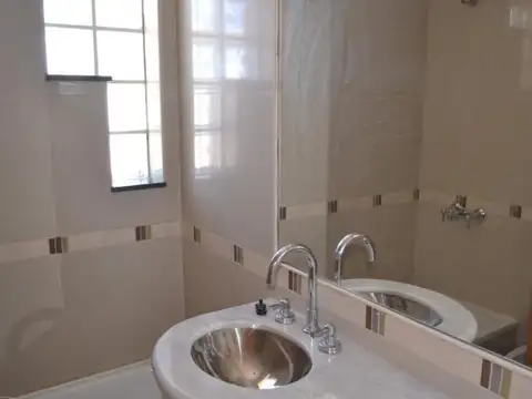 VENTA SEMIPISO 2 DORMITORIOS CON COCHERA Y AMENITIES