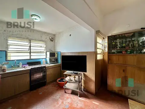 Casa 5 ambientes con 3 baños