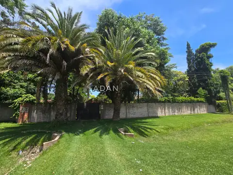 Avenida Presidente Arturo Umberto Illia 14500