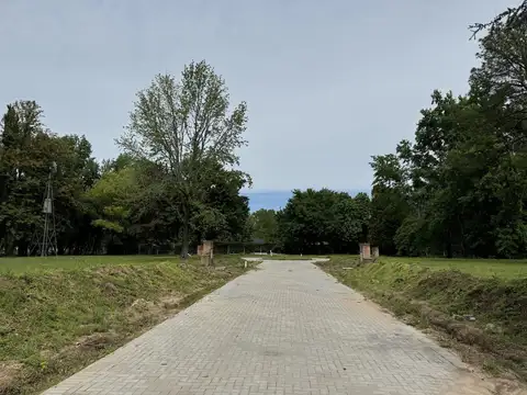 OPORTUNIDAD!!! REVENTA LOTE 790m2 ALMAHUE PILAR sector House 1