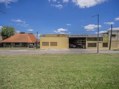 Av. Hipólito Yrigoyen al 233311