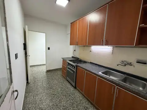 Departamento en Alquiler en Lomas de Zamora, $ 800.000