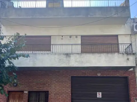 CASA IDEAL 2 FAMILIAS CON GALPON Y FONDO LIBRE