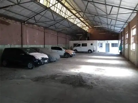 Galpón en Venta en El Palomar, Partido de Morón