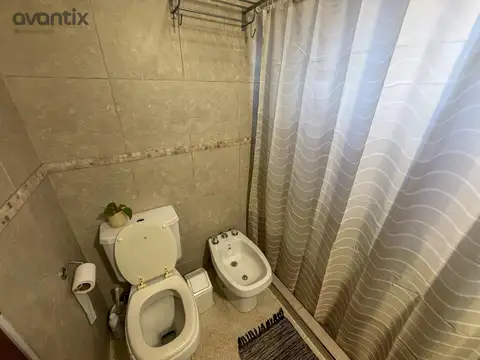 Propiedad de 2 habitaciones, cochera y quincho