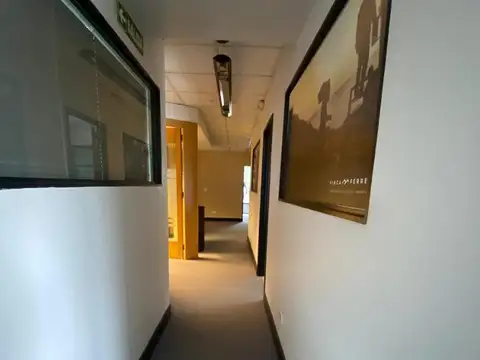 Oficina AMUEBLADA  135m² - c/ Cocheras - SAN ISIDRO