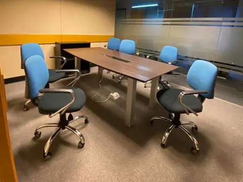 Oficina en Alquiler en Lomas de San Isidro, USD 1.750