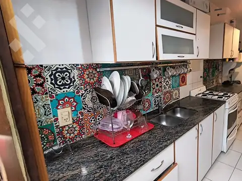 Casa 5 ambientes con 2 baños