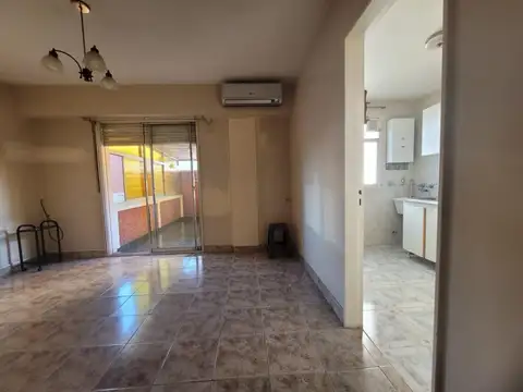 Departamento con cochera y baulera cubierta y cerrada Oportunidad