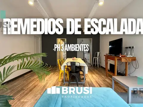 VENTA PH TIPO CASA LANÚS AL FRENTE CON GARAGE Y TERRAZA. SIN EXPENSAS.