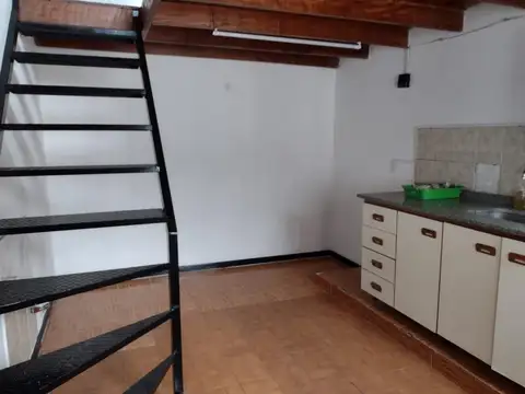 Departamento en alquiler Moreno centro