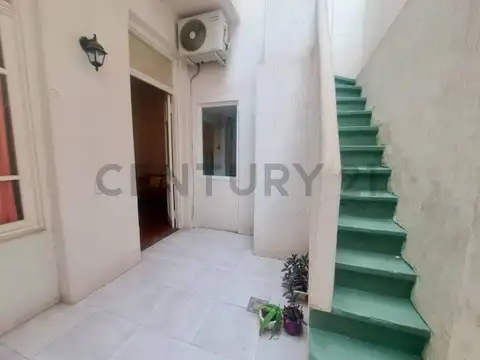 PH EN VENTA EN CABALLITO -3 AMBIENTES CON PATIO SIN EXPENSAS