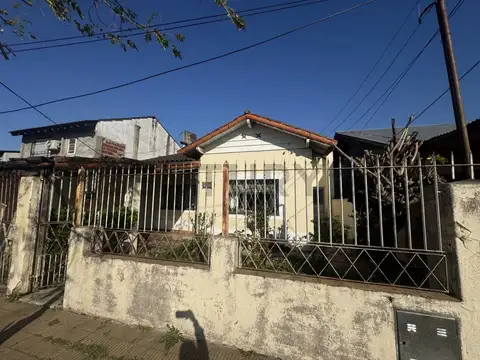 Leandro Alem 4300, Piso 0