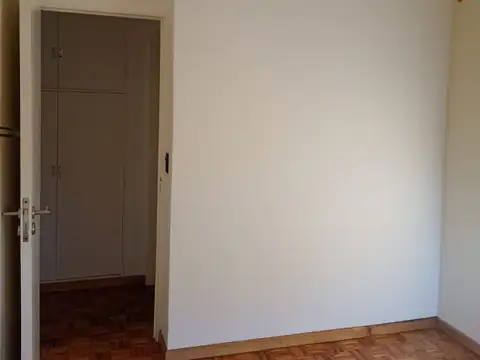 Hipólito Yrigoyen 2900