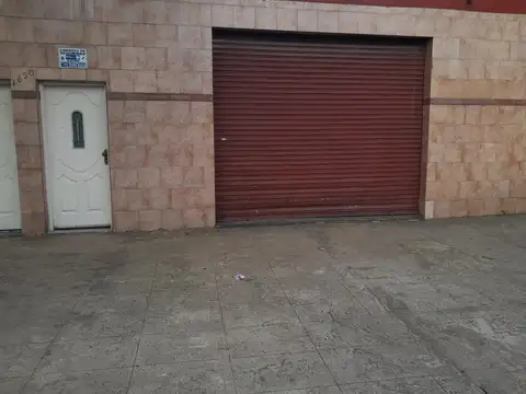 GALPON O COCHERA A MTS. AVENIDA