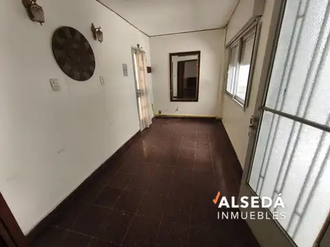Depto Tipo Casa en Venta en Centro, USD 85.000