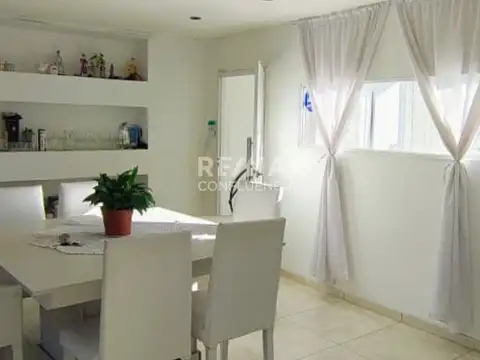 Casa en Venta en General Fernandez Oro, USD 190.000