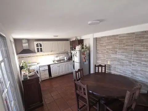 Depto Tipo Casa en Venta de 4 ambientes