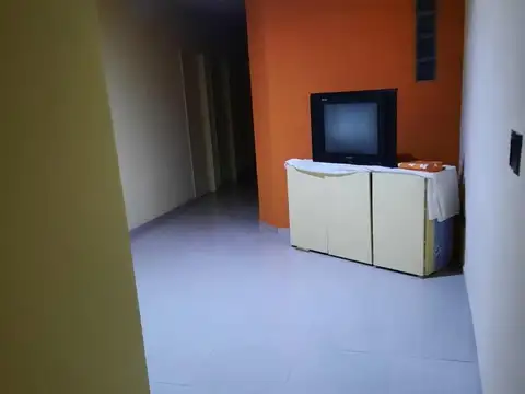 Depto Tipo Casa 4 ambientes con 1 baño