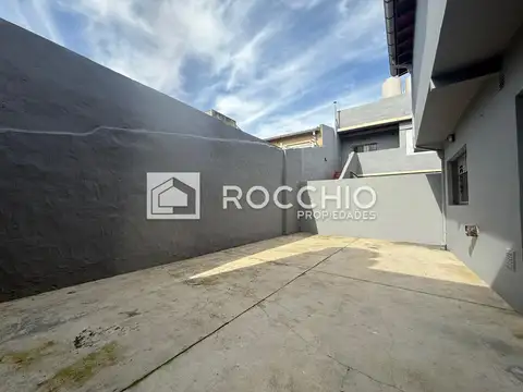 Depto Tipo Casa en Alquiler al Sur