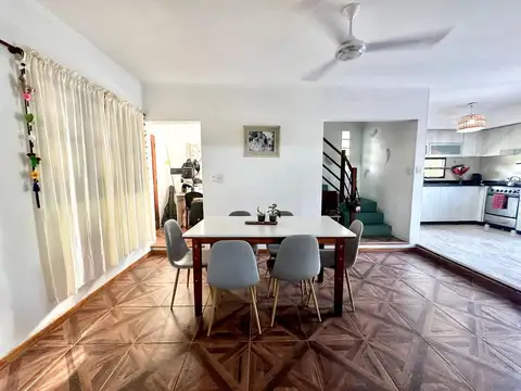 Casa en Venta con 1 cochera