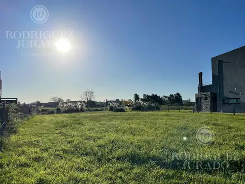 Terreno en Venta en El Canton, USD 120.000