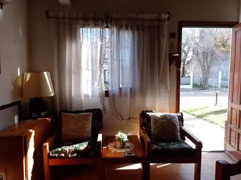 Depto Tipo Casa en Venta de 3 ambientes