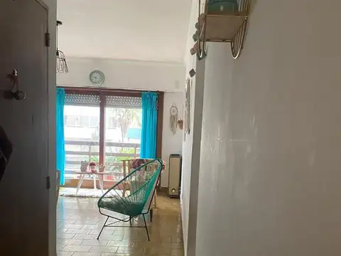 Departamento en Alquiler en La Perla Sur, $ 800.000