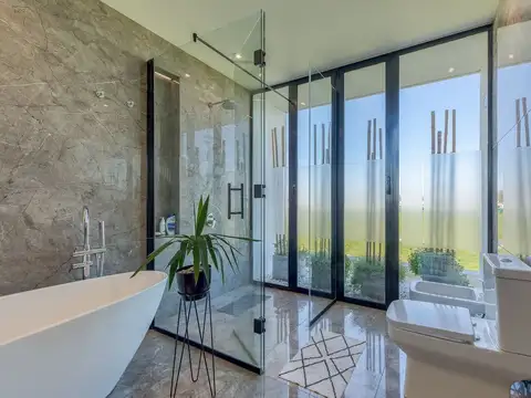 Alejandro Korn y Gral Hornos s/n Moreno 2800