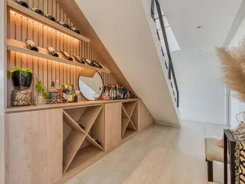 Casa 5 ambientes con 4 baños