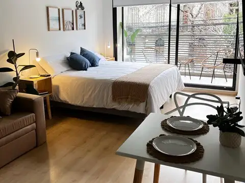 Monoambiente impecable, en Cañitas. Al frente luminoso amoblado amenities