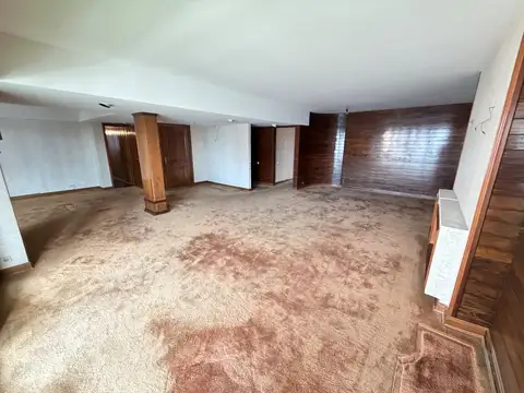 Departamento 4 ambientes con 5 baños