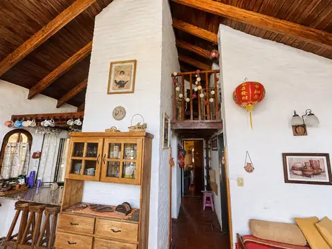 Casa 3 ambientes con 2 baños