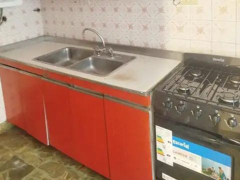 Departamento 3 ambientes con 1 baño