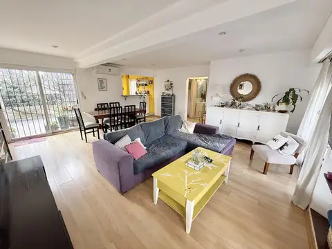 Depto Tipo Casa 3 ambientes con 1 baño