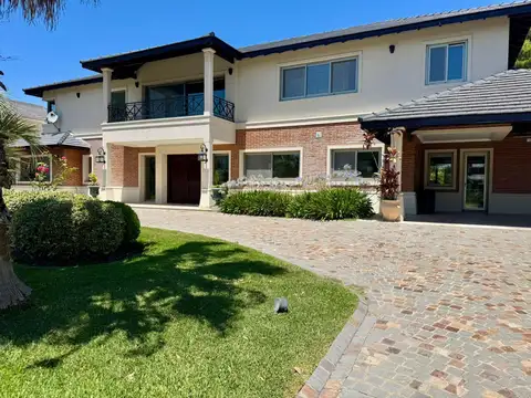 Casa en Venta de 5 dormitorios