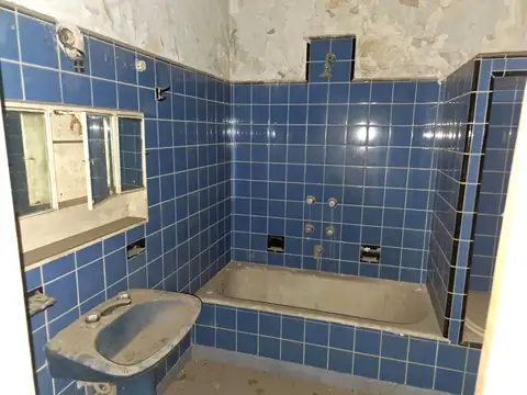PH a reciclar  172M2  joya oculta en Monroe y Libertador 
