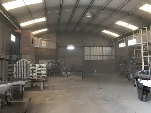 Galpon en Venta en Perez, USD 140.000