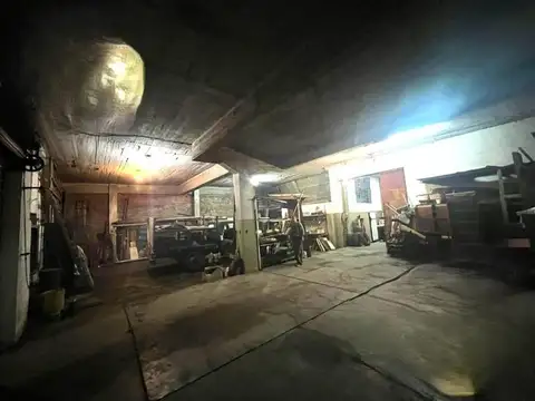 GALPON EN VENTA ROQUE PEREZ AL 300 VILLA DOMINICO