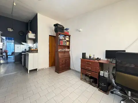 Casa 4 dorm  B° Res. los Robles Con Apto bancor