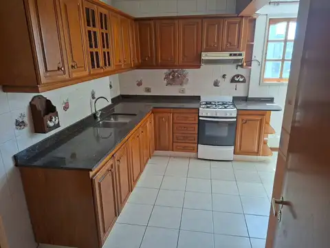 Departamento 4 ambientes con 1 baño